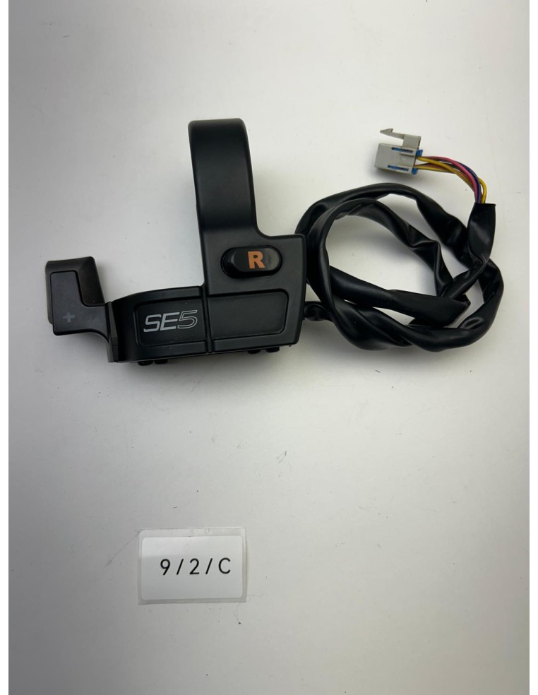 Logement d'interrupteur de vitesse CAN-AM Spyder RS 2010 - 2012