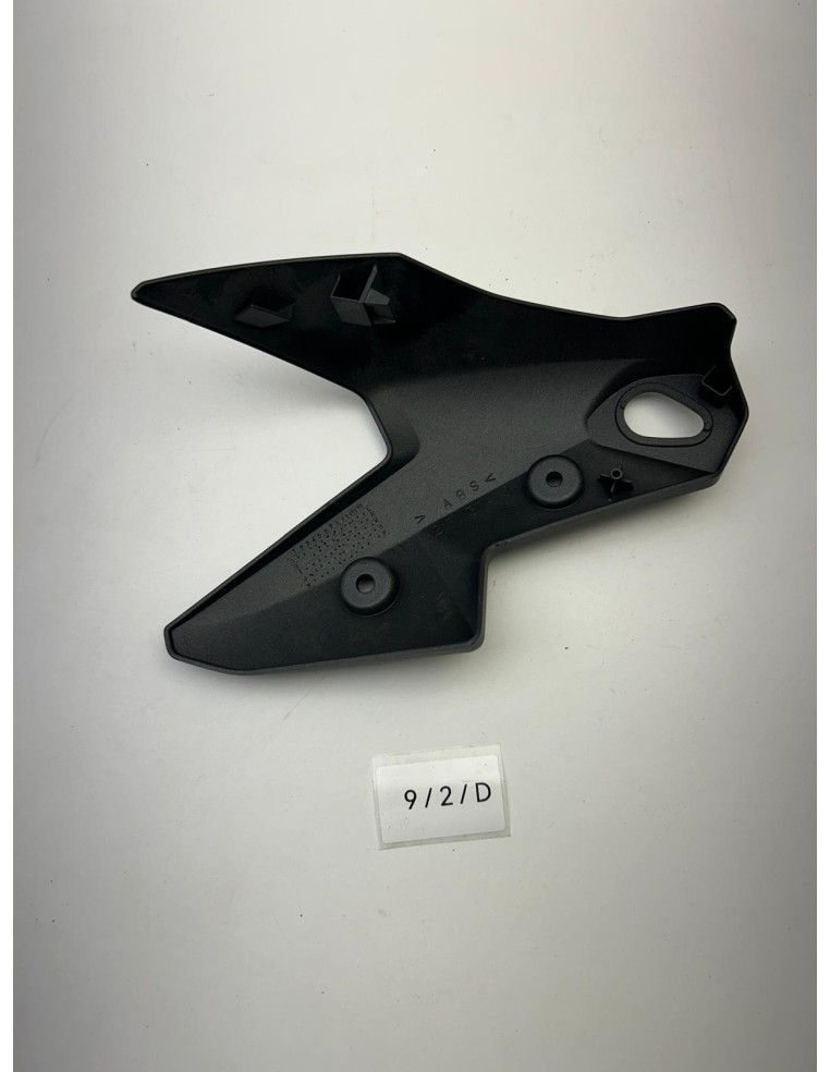 Cache optique droit origine YAMAHA XJ6 2013 - 2016