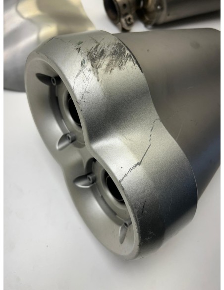 Paire de silencieux d'échappement / Pot d'échappement origine YAMAHA VMAX 1700 2009 - 2017