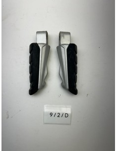 Repose pieds arrière BMW F 800 GT / S / ST 2004 - 2016 46717700921 / 46717700922 2