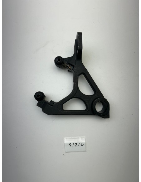 Support étrier de frein arrière YAMAHA TDM 900 2002 - 2010 2B02580W0000