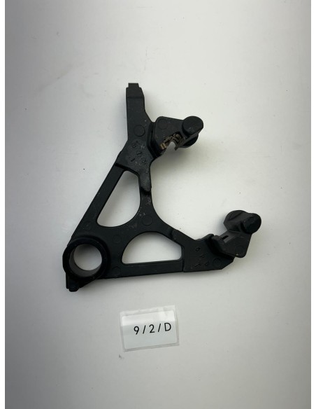 Support étrier de frein arrière YAMAHA TDM 900 2002 - 2010 2B02580W0000