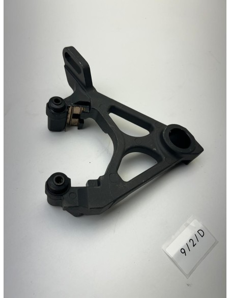 Support étrier de frein arrière YAMAHA TDM 900 2002 - 2010 2B02580W0000
