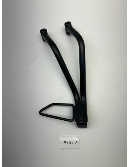 Support platine repose pied arrière gauche YAMAHA YZF R125 2008 - 2013 5D7F741L1000