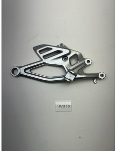 Support platine repose pied avant droit YAMAHA YZF R125 2019 - 2023 B5GF74430000