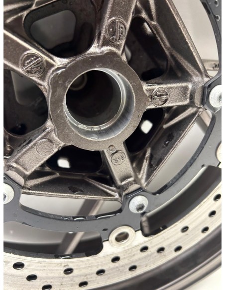 Jante avant origine YAMAHA MT 09 2014 - 2020