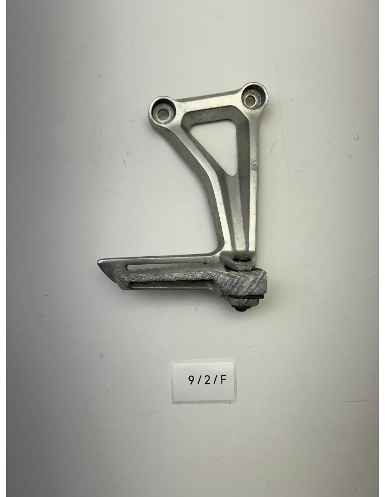 Platine de repose pied arrière droit HONDA CB650F 2014 - 2018