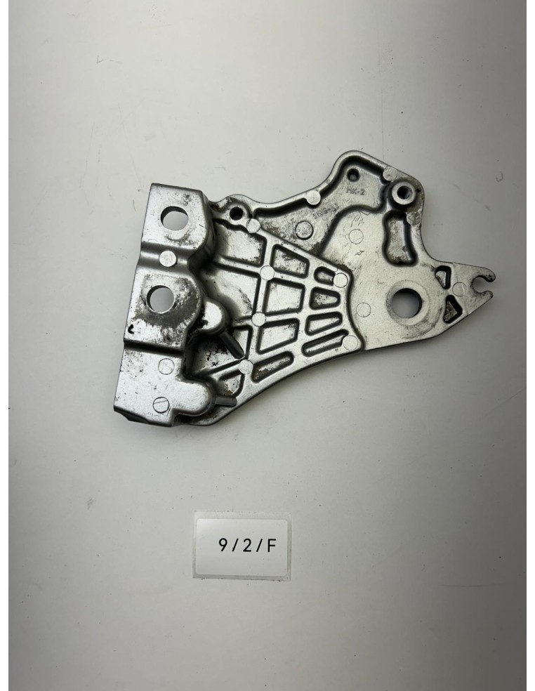 Support moteur / Support de béquille latérale origine YAMAHA MT 07 2014 - 2017