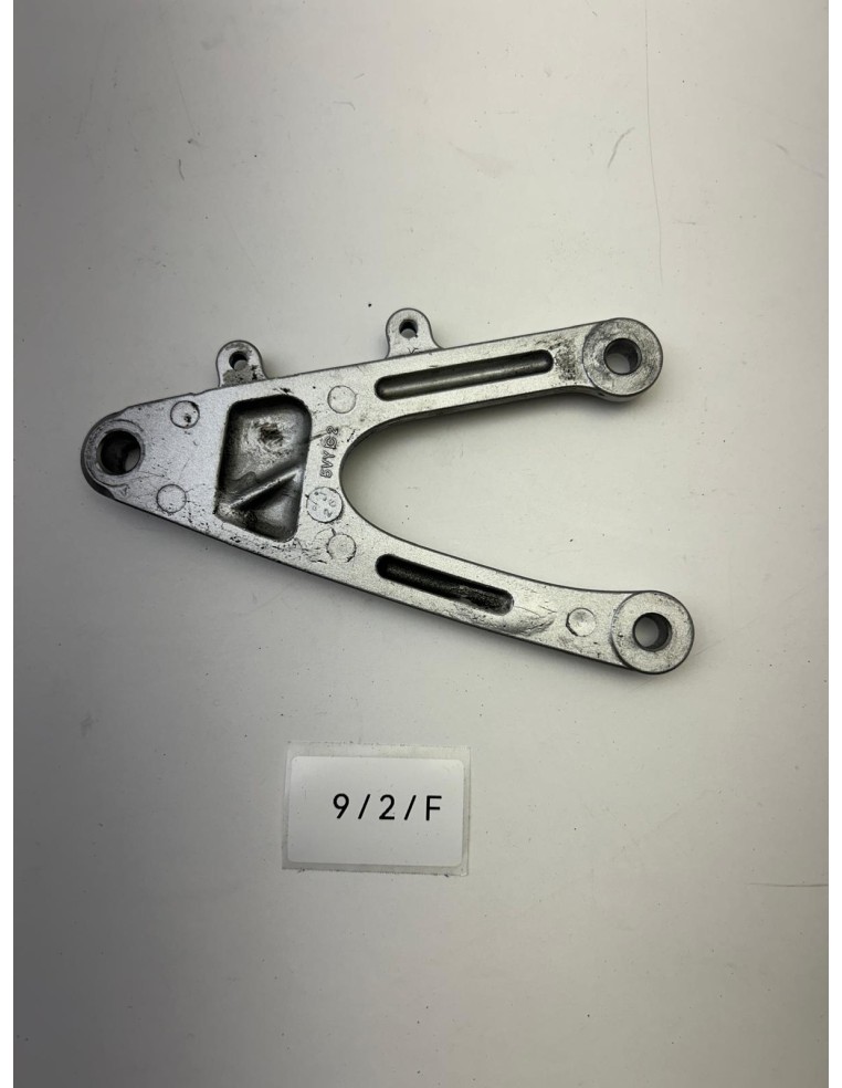 Platine de repose pied avant gauche origine YAMAHA R6 2006 - 2011