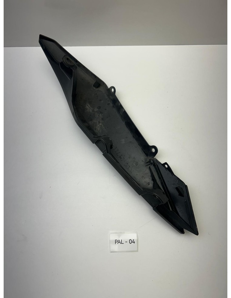 Carénage latéral gauche YAMAHA XJ6 N 2013 - 2016 20S2171100