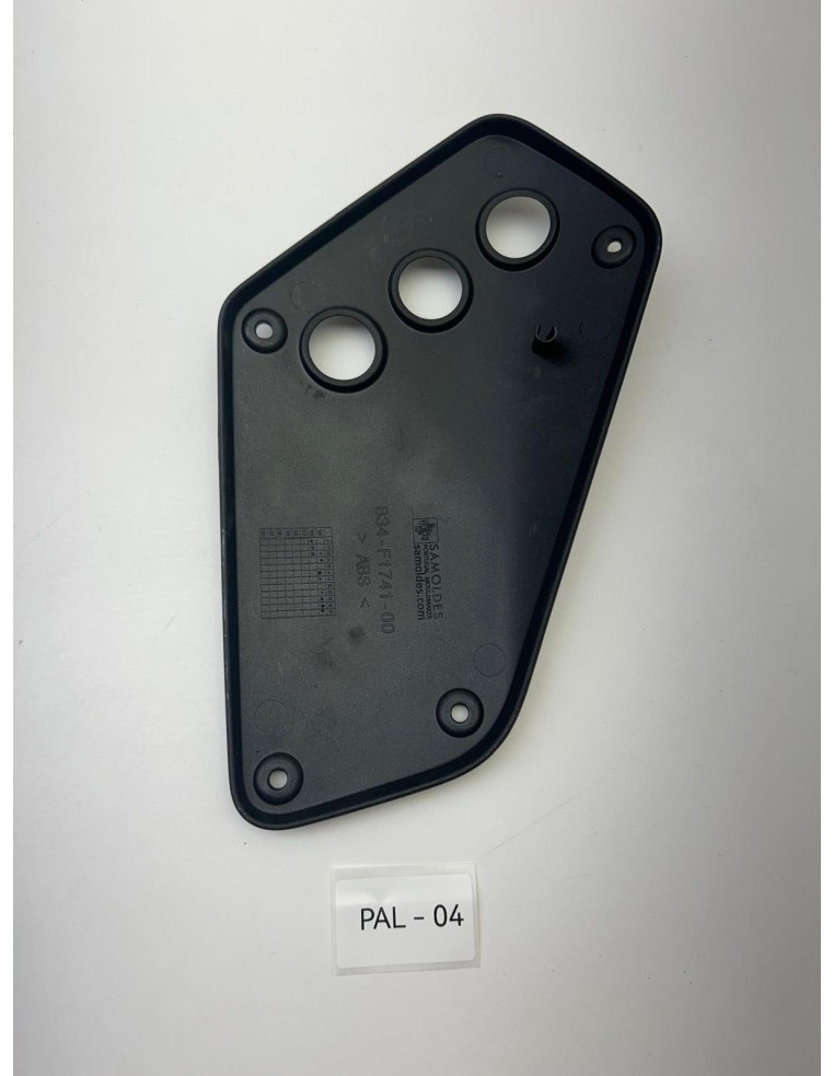 Carénage latéral droit YAMAHA XSR 700 2016 - 2024 B34F174100