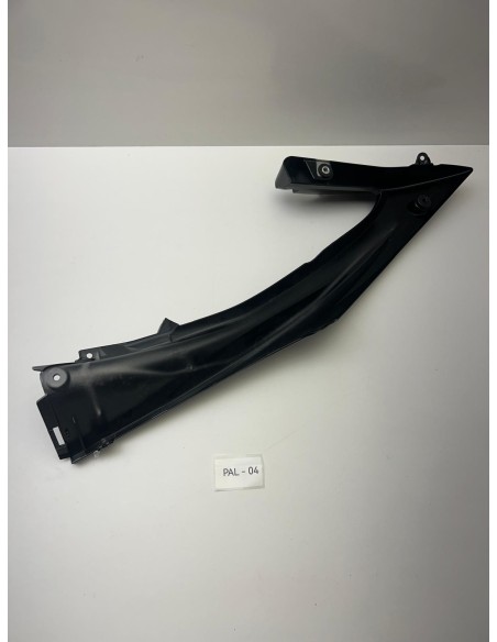 Carénage latéral gauche YAMAHA YZF R6 2008 - 2016 13S2117V00