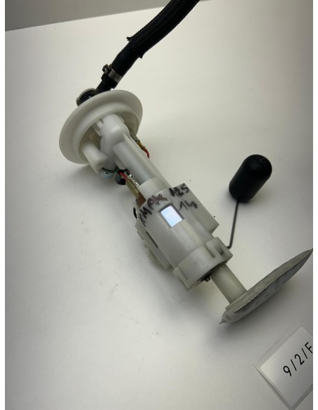 Pompe à essence origine YAMAHA XMAX 125 2014 - 2017