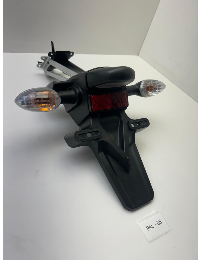 Support de plaque origine (avec clignotants) Yamaha MT-07 2013 - 2017