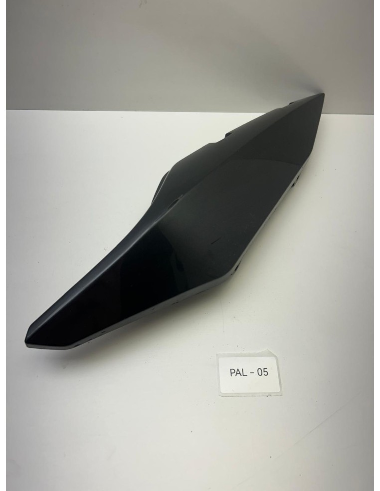 Carénage latéral gauche origine YAMAHA XJ6 N 2013 - 2016