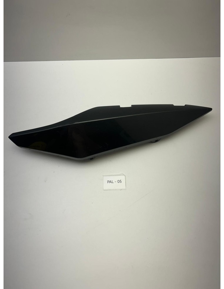 Carénage latéral gauche origine YAMAHA XJ6 N 2013 - 2016