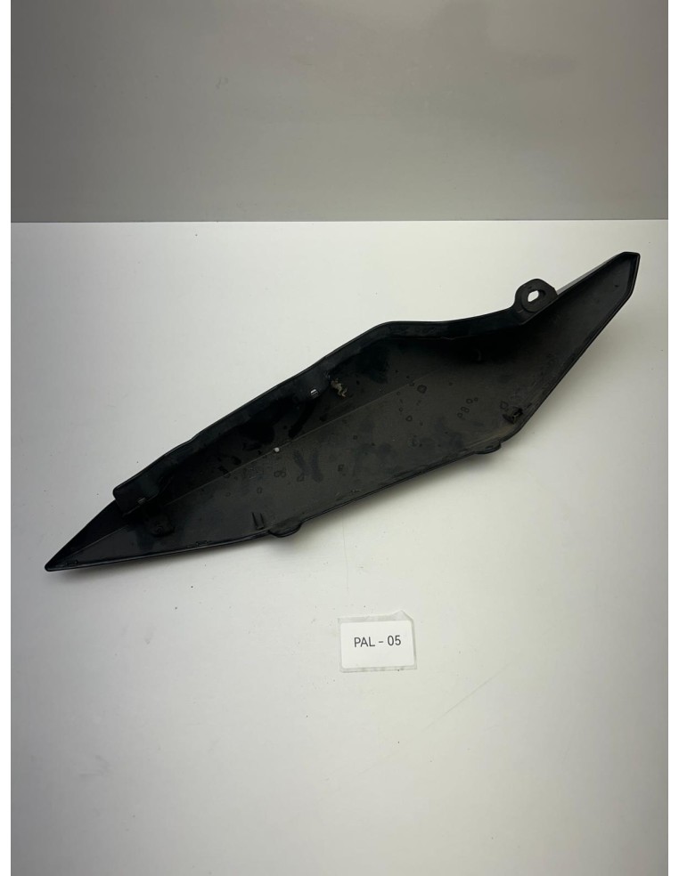 Carénage latéral gauche origine YAMAHA XJ6 N 2013 - 2016