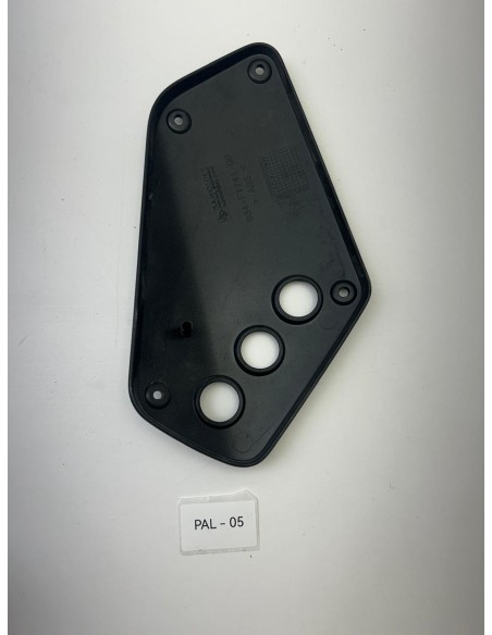 Carénage latéral droit origine YAMAHA XSR 700 2016 - 2024