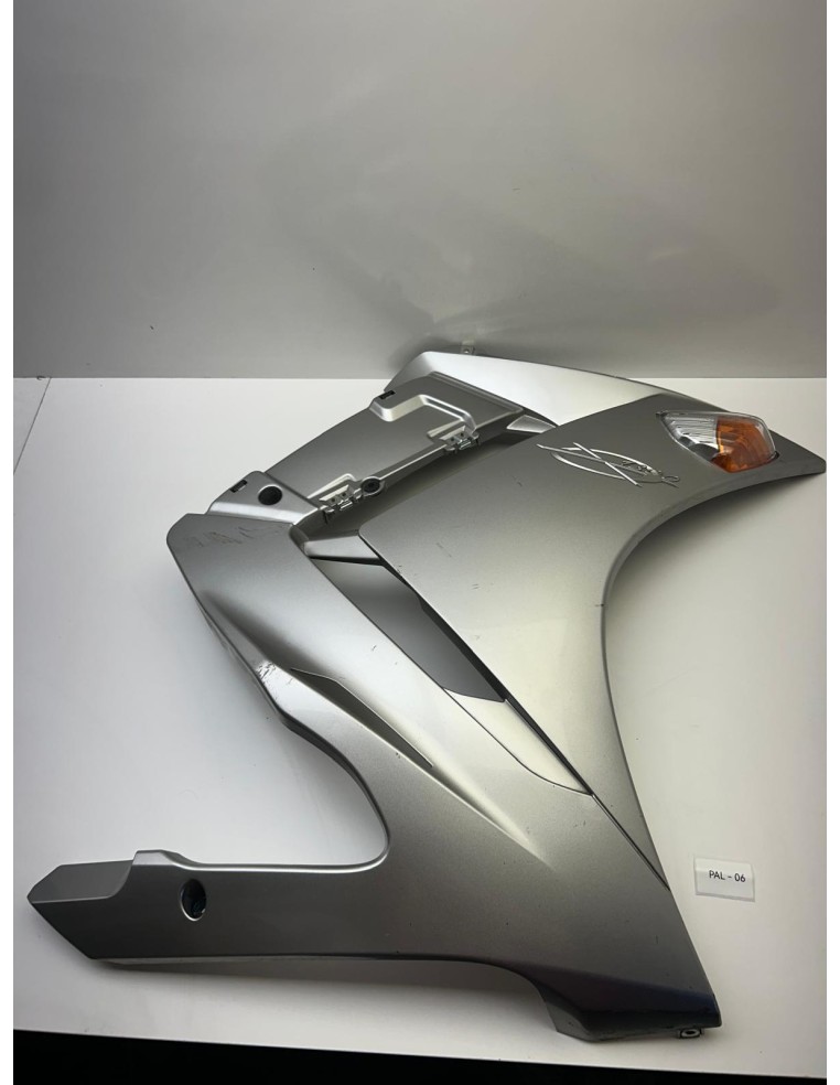 Flanc de carénage droit origine YAMAHA FJR 1300 2006 - 2011