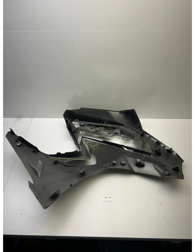 Flanc de carénage gauche origine YAMAHA FJR 1300 2013 - 2025