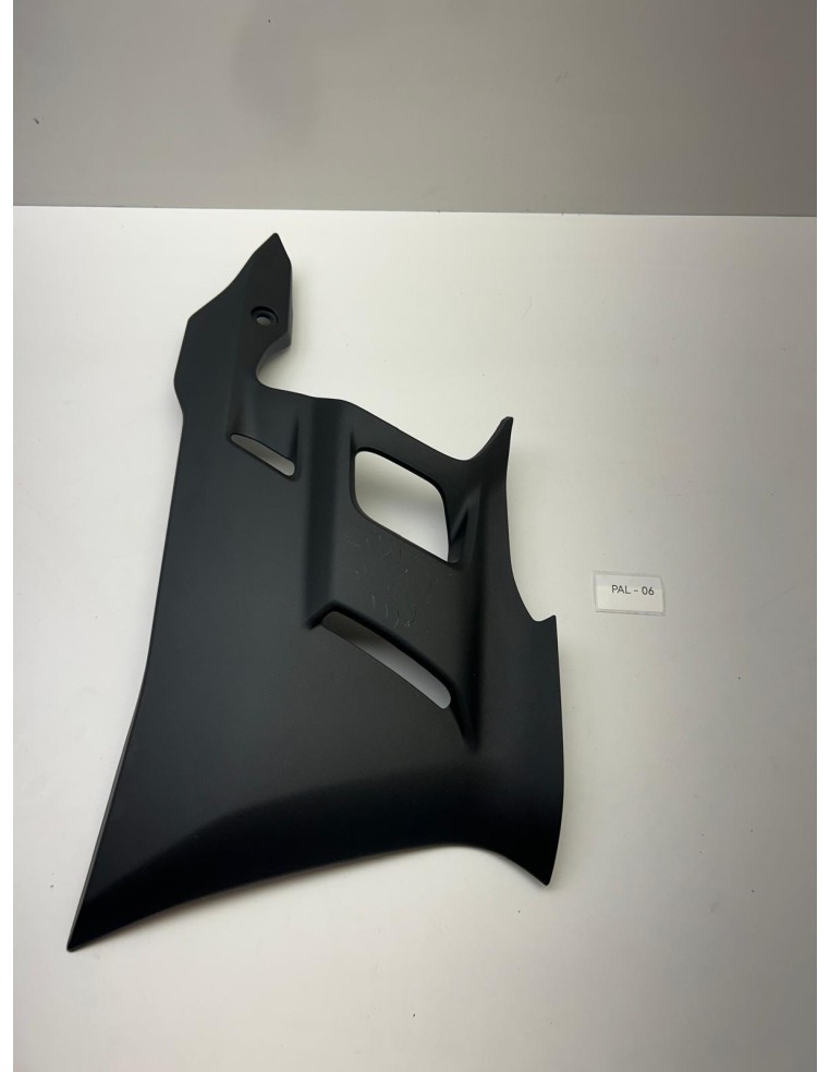 Carénage inférieur droit origine YAMAHA R3 2019 - 2020