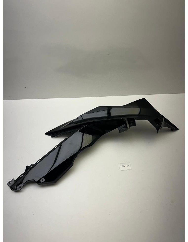 Carénage avant droit origine YAMAHA R3 2019 - 2024