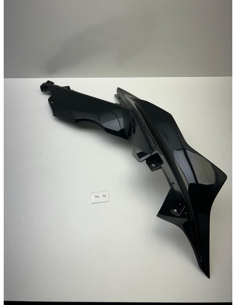 Carénage avant droit origine YAMAHA R3 2019 - 2024