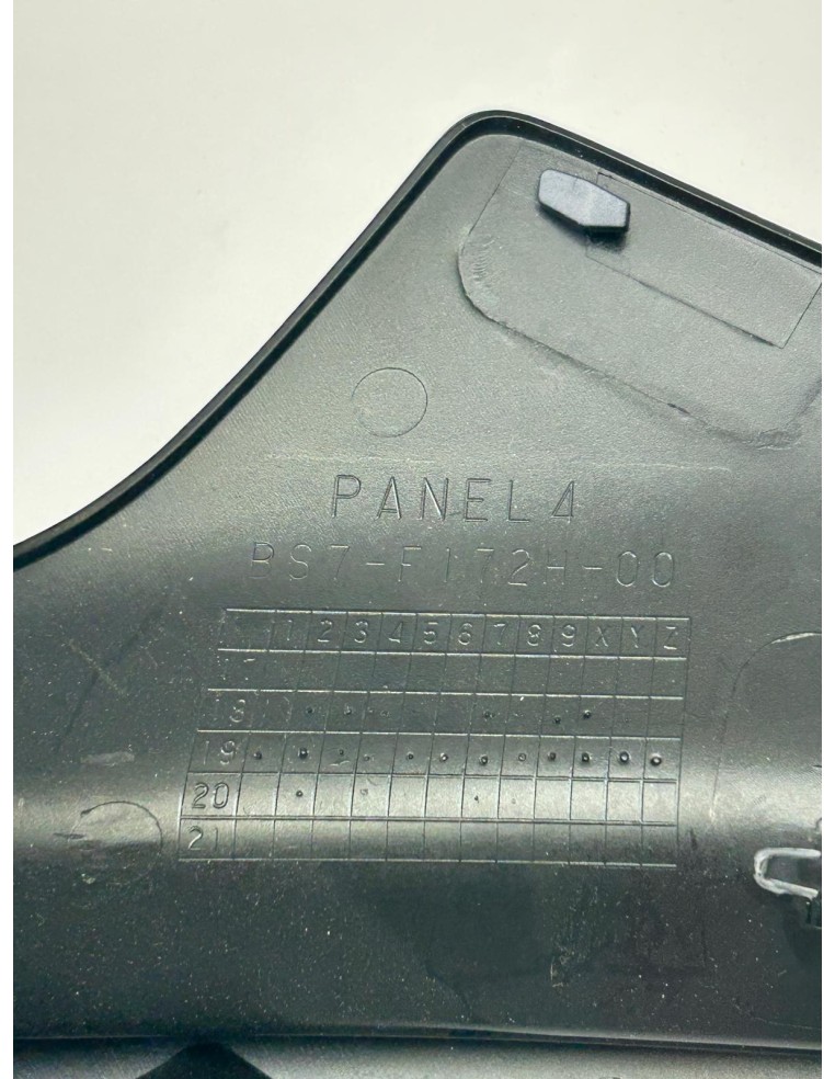 Carénage avant droit origine YAMAHA R3 2019 - 2024