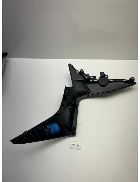 Carénage inférieur droit origine YAMAHA XMAX 125 2018 - 2022