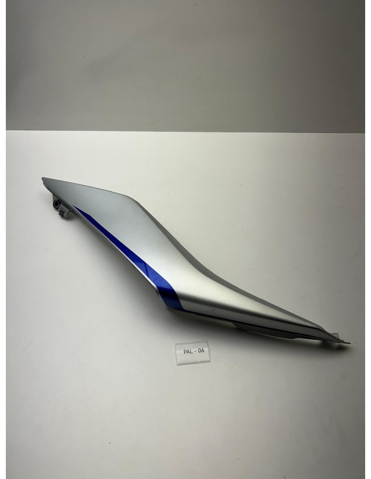 Carénage arrière droit origine YAMAHA R3 2019 - 2024
