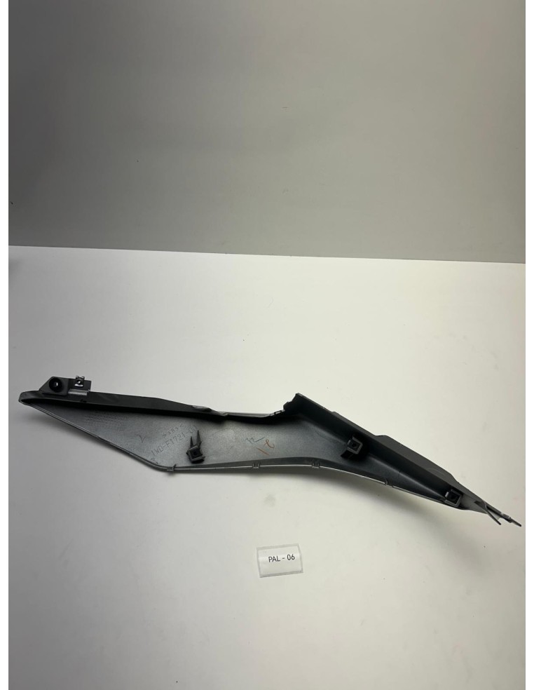 Carénage arrière droit origine YAMAHA R3 2019 - 2024