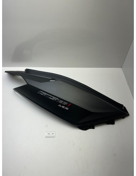 Coque arrière droit origine SYM GTS 125 I 2014 - 2017