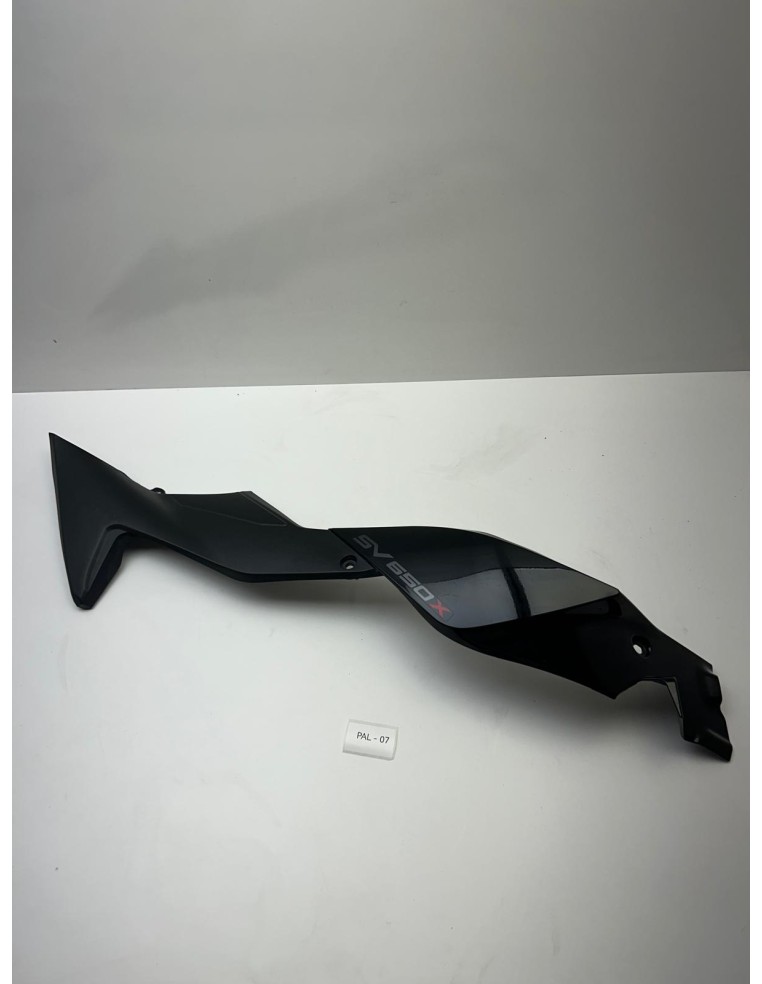 Carénage latéral droit origine SUZUKI SV 650 2020 - 2022