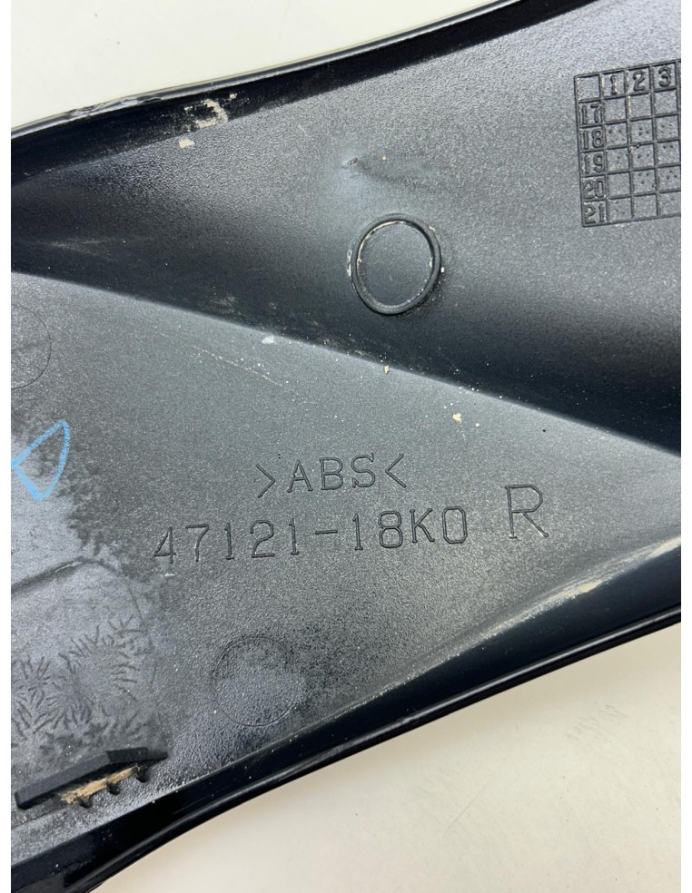Carénage latéral droit origine SUZUKI SV 650 2020 - 2022