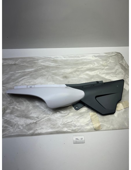 Carénage latéral droit origine YAMAHA DT50R 2002 - 2002