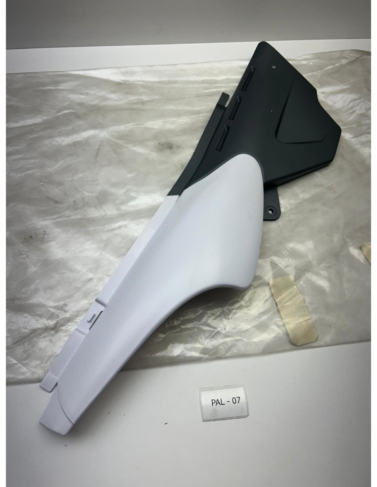 Carénage latéral droit origine YAMAHA DT50R 2002 - 2002