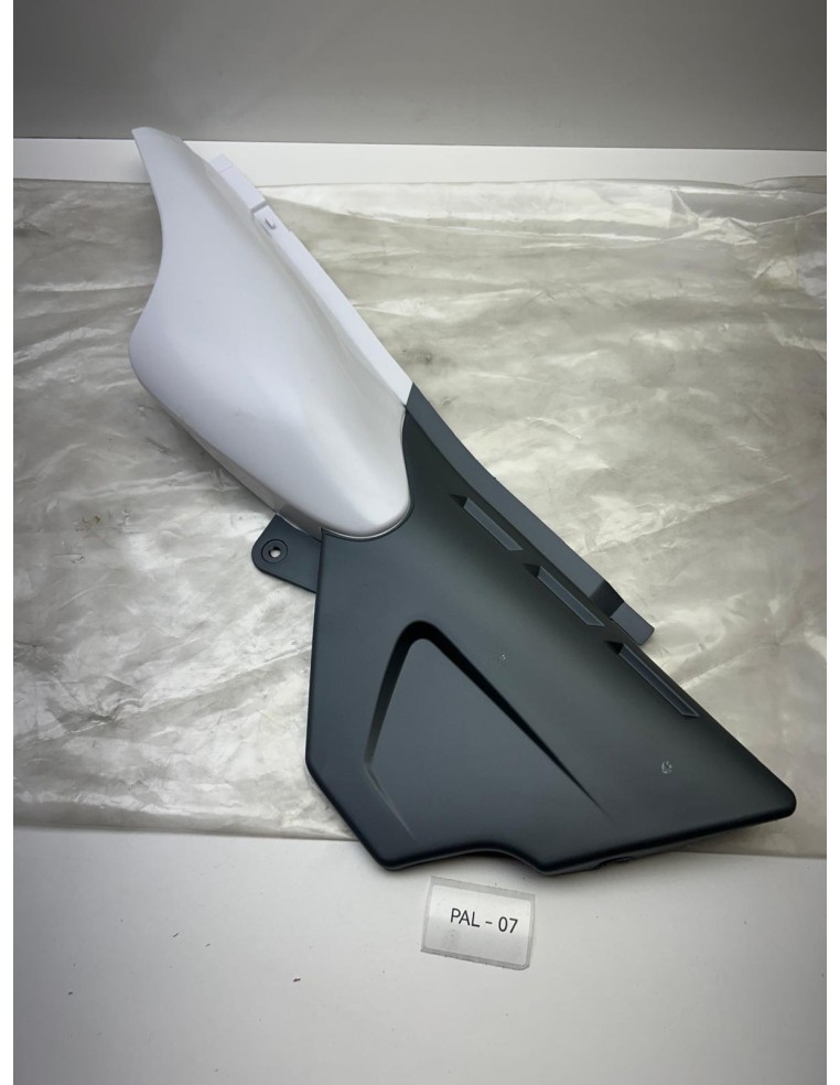 Carénage latéral droit origine YAMAHA DT50R 2002 - 2002