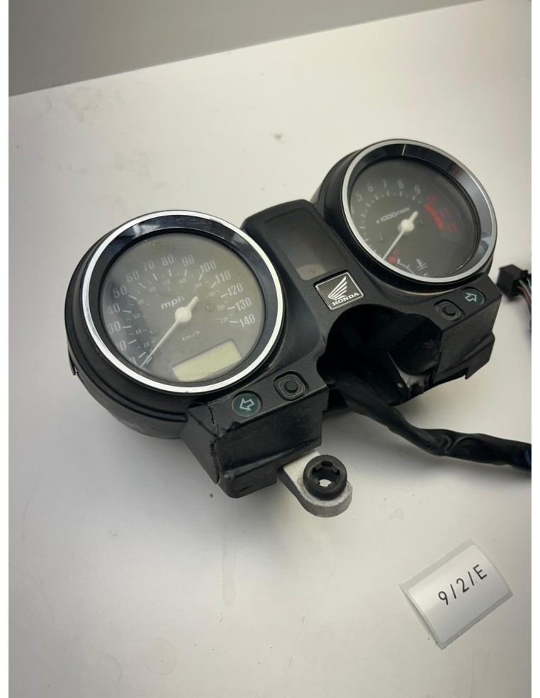 Compteur HONDA HORNET 600 2002 - 2005 37100MBZK01