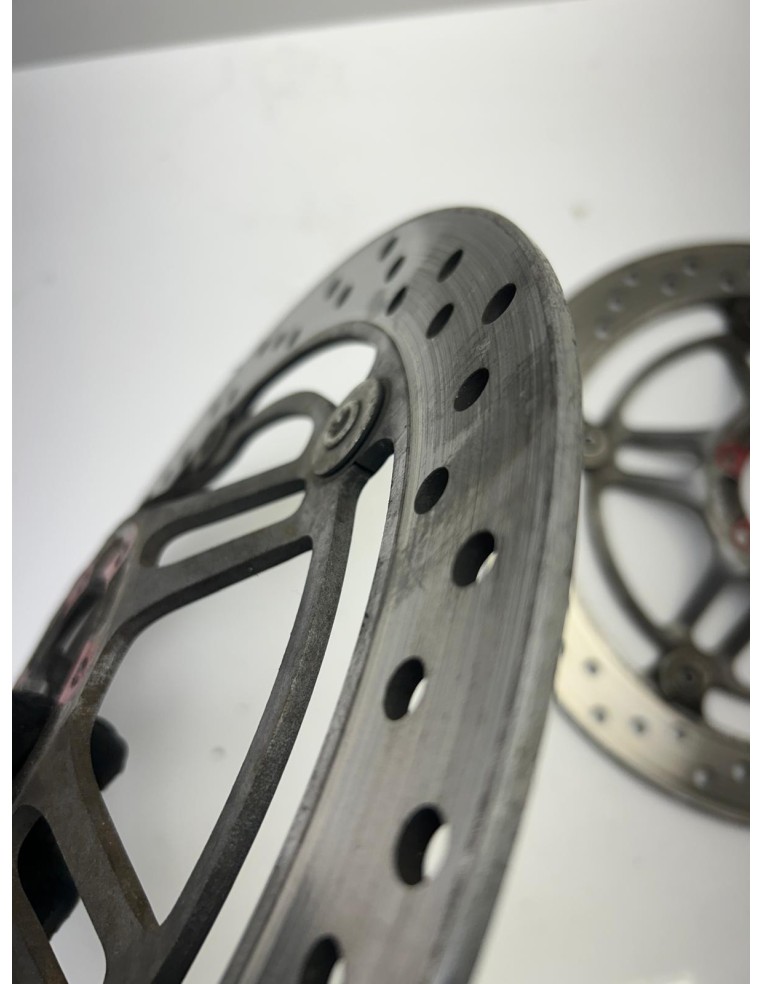 Disques de frein avant HONDA HORNET 600 2002 - 2005 45120MBZK01 / 45220MBZK01