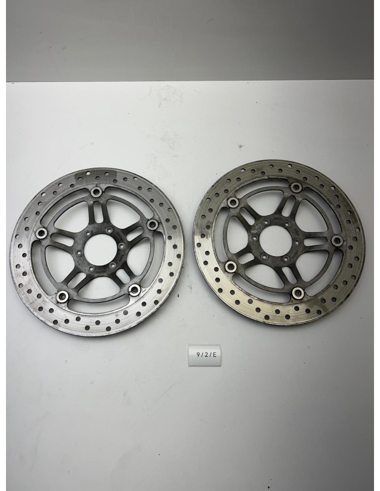 Disques de frein avant HONDA HORNET 600 2002 - 2005 45120MBZK01 / 45220MBZK01