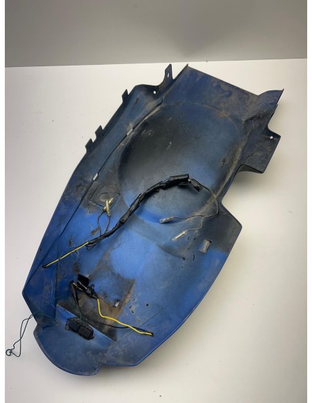 Passage de roue arrière HONDA HORNET 600 2002 - 2005 80105MBZK00