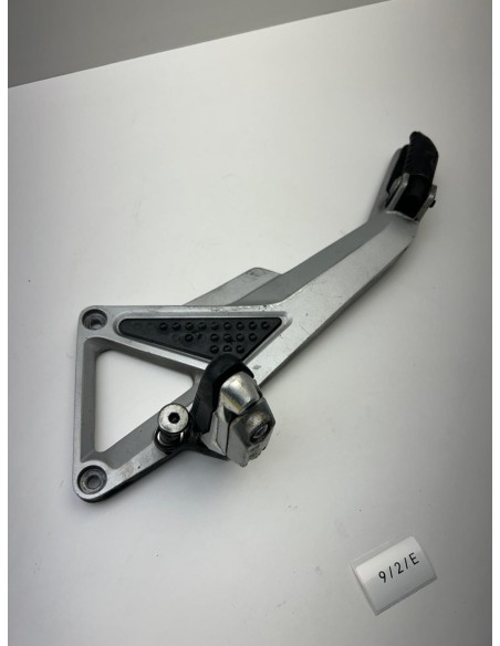 Support platine avec repose pieds gauche HONDA HORNET 600 2002 - 2005 50750MBZG00ZB