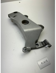 Support platine de cadre droit HONDA HORNET 600 2002 - 2005 50600MBZKK000 2