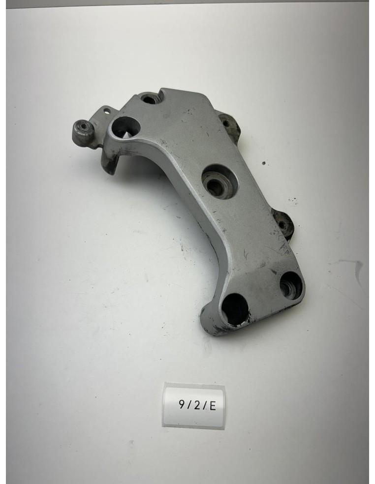Support platine de cadre gauche HONDA HORNET 600 2002 - 2005 50700MBZK00ZA