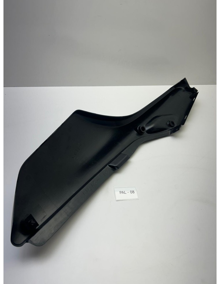 Cache latéral gauche origine YAMAHA YZF- R125 2009 - 2018