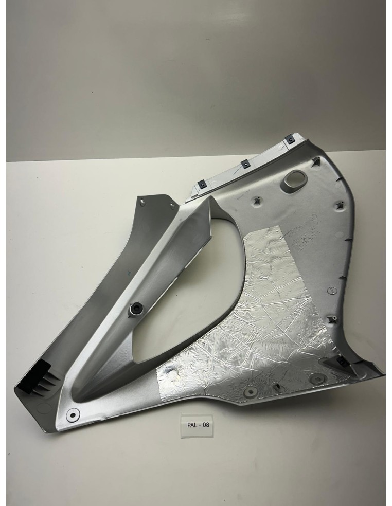 Carénage latéral gauche origine YAMAHA YZF 1000 Thunderace 1996 - 1998