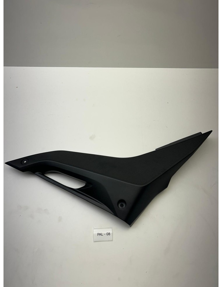Cache latéral gauche origine YAMAHA YZF- R125 2009 - 2018