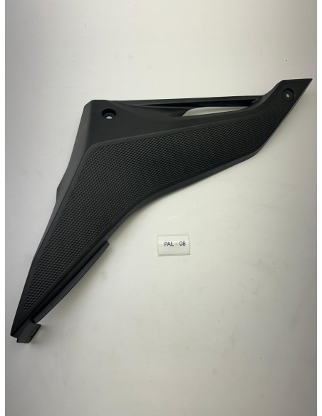 Cache latéral gauche origine YAMAHA YZF- R125 2009 - 2018