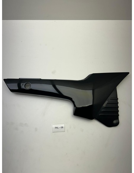 Cache latéral droit origine (sous selle) YAMAHA XJ 6001989 - 1991