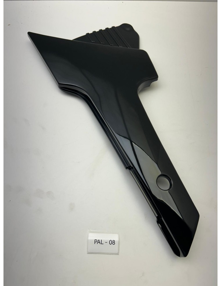 Cache latéral droit origine (sous selle) YAMAHA XJ 6001989 - 1991